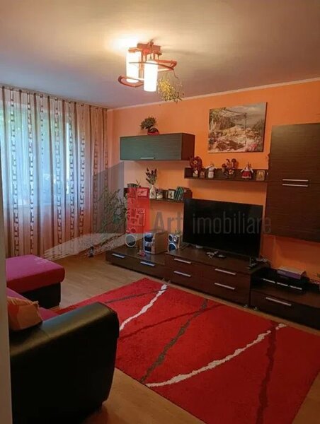 Brancoveanu - Izvorul Rece Vanzare apartament 4 camere decomandat